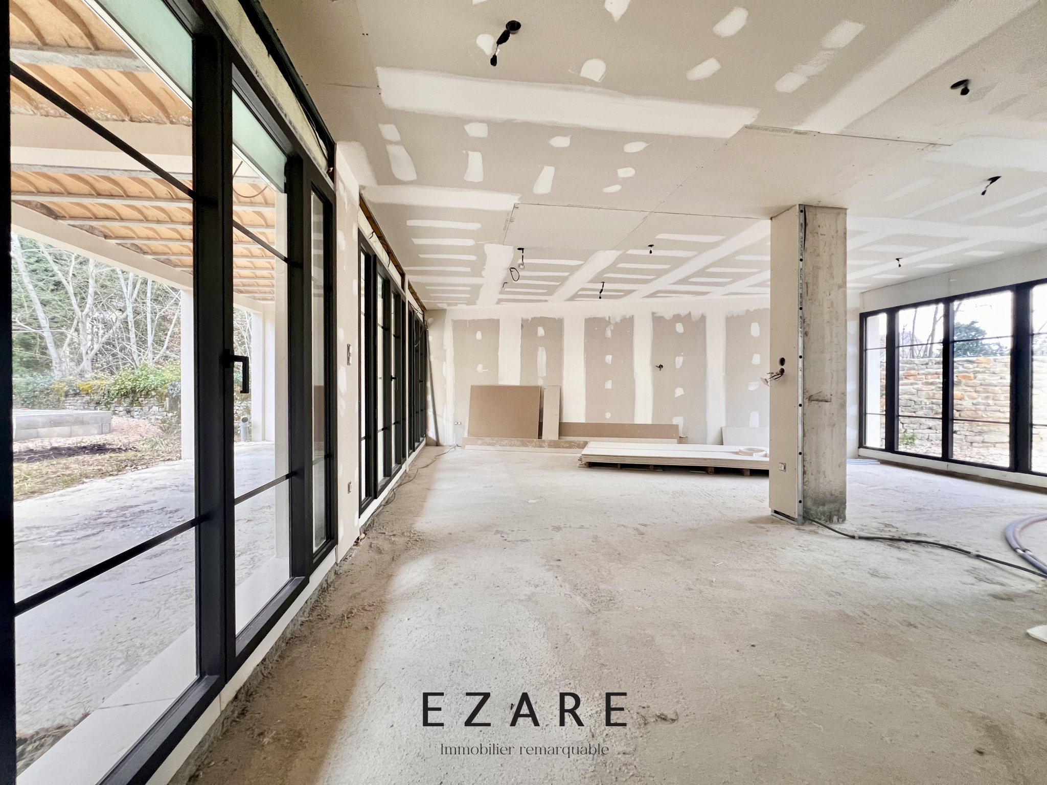Agence immobilière de Ezare Immobilier